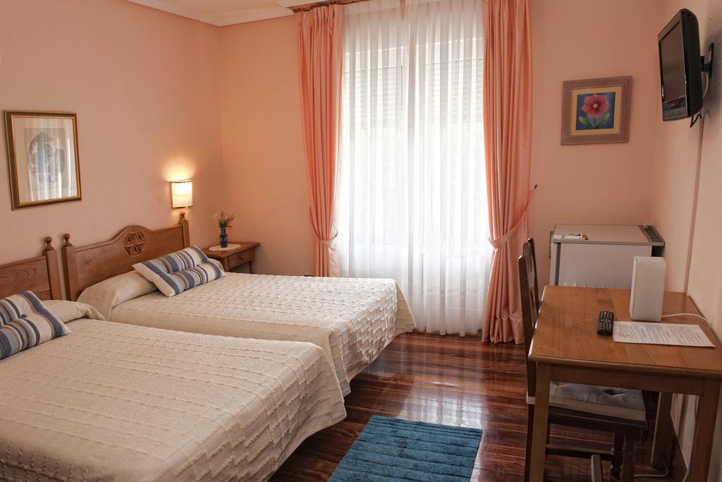 Hotel Txaraka Bermeo Eksteriør bilde
