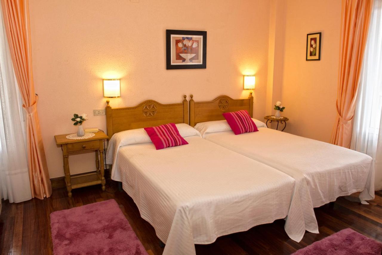 Hotel Txaraka Bermeo Eksteriør bilde